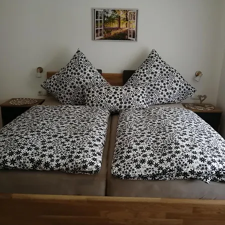 Eifelferienwohnungen Familie Saxler Apartment